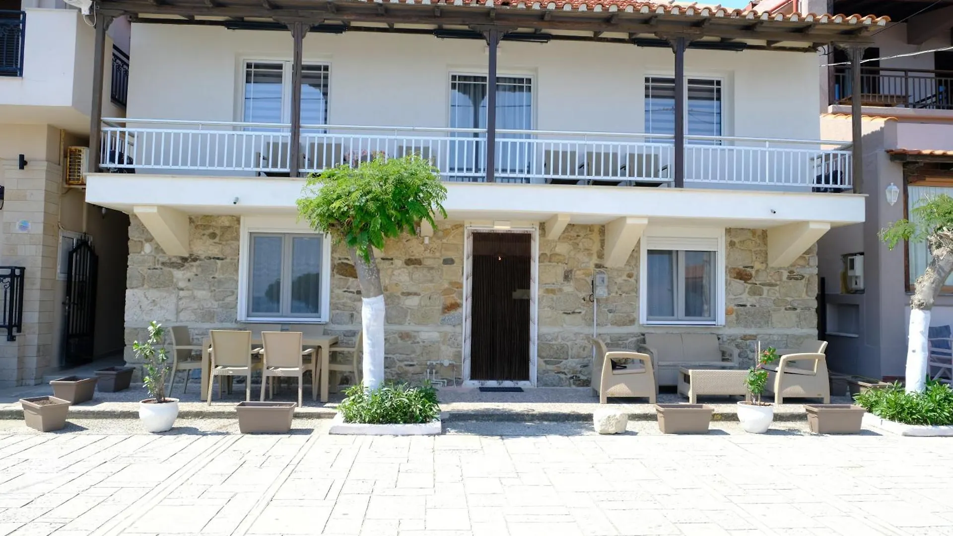 Apartment Mangoseaview Home Nea Roda